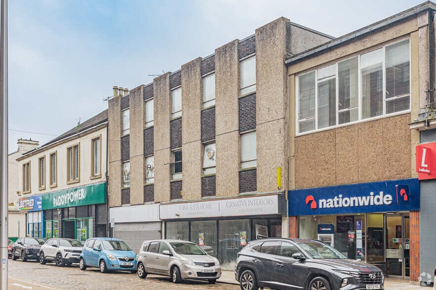 35 West Blackhall St, Greenock to rent - Primary Photo - Image 1 of 2