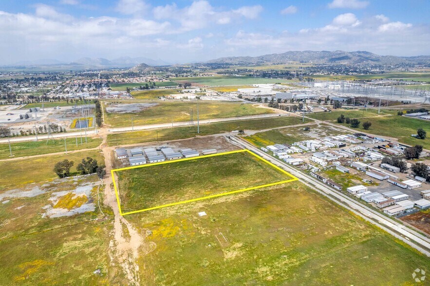 Menifee Land Portfolio 14.07 AC Menifee, CA for Sale UK