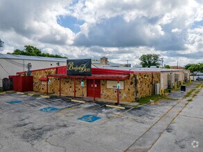 542 N WW White Rd, San Antonio, TX for sale Building Photo- Image 1 of 1