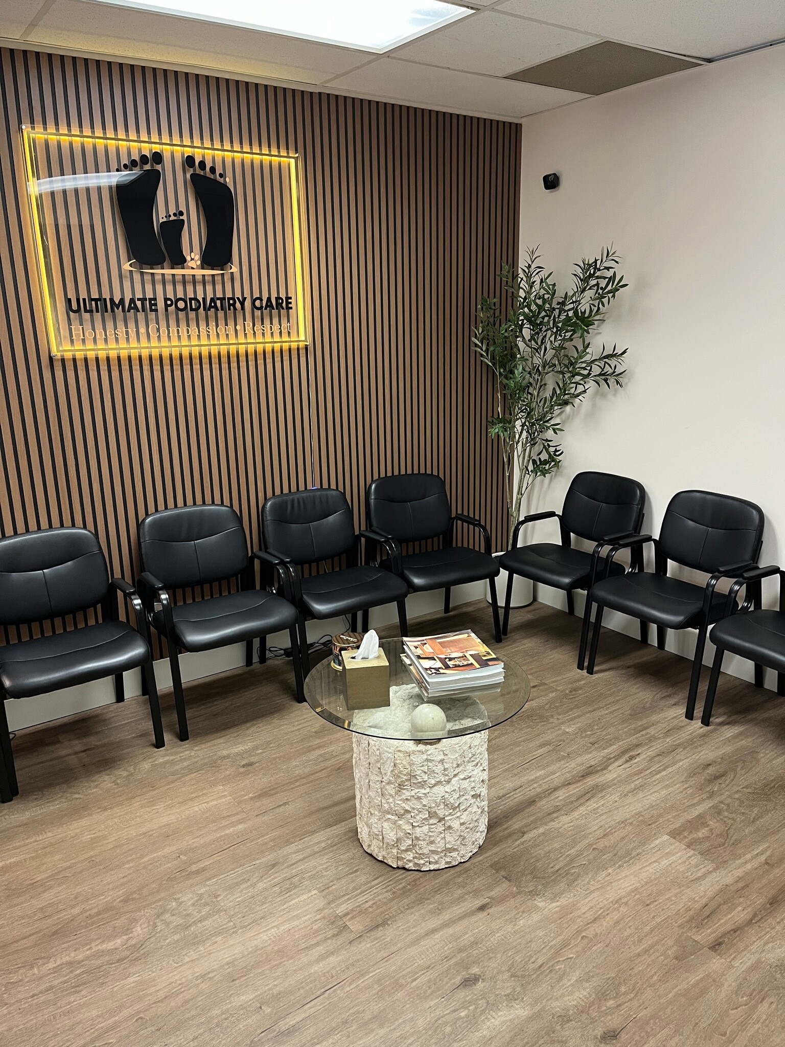 1760 Termino Ave, Long Beach, CA to rent Building Photo- Image 1 of 6