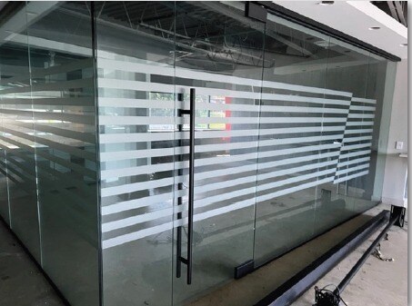 8490-8496 Tyco Rd, Vienna, VA to rent Interior Photo- Image 1 of 5