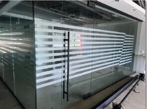 8490-8496 Tyco Rd, Vienna, VA to rent Interior Photo- Image 1 of 5