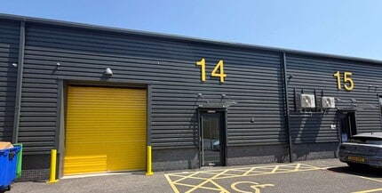 9 Sandy Ln, Worksop to rent Building Photo- Image 1 of 3