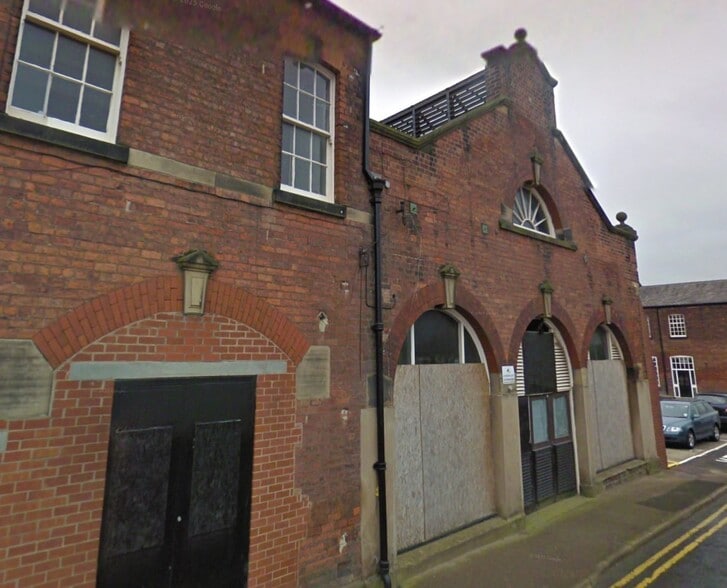 Bhailok Sq, Preston to rent - Primary Photo - Image 1 of 2