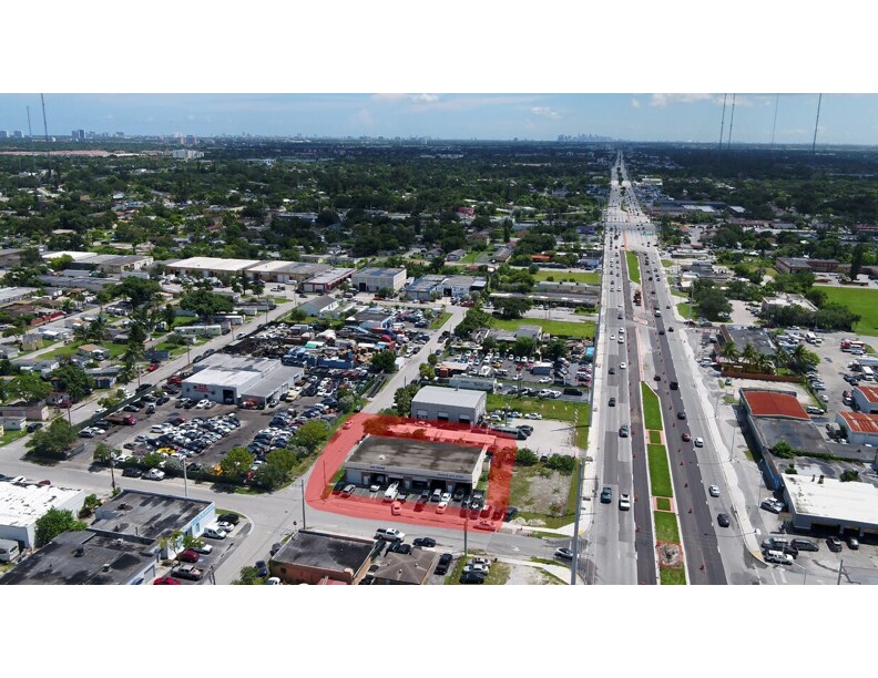 5960 SW 23rd St, West Park, FL for sale Building Photo- Image 1 of 1