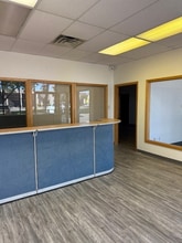 3320 N 35th Ave, Phoenix, AZ to rent Interior Photo- Image 1 of 5