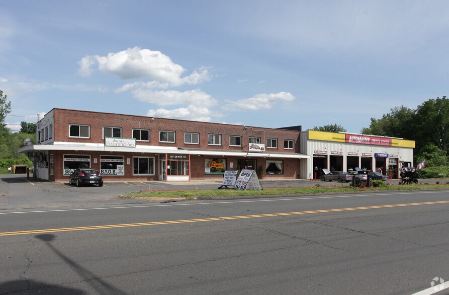 1217 Queen St, Southington, CT for sale - Building Photo - Image 1 of 1