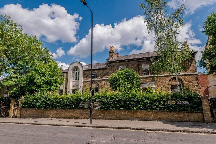 6-6a Rectory Rd, London for sale - Building Photo - Image 1 of 1