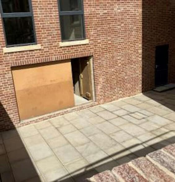 97 Kirkgate, Leeds to rent - Building Photo - Image 3 of 5