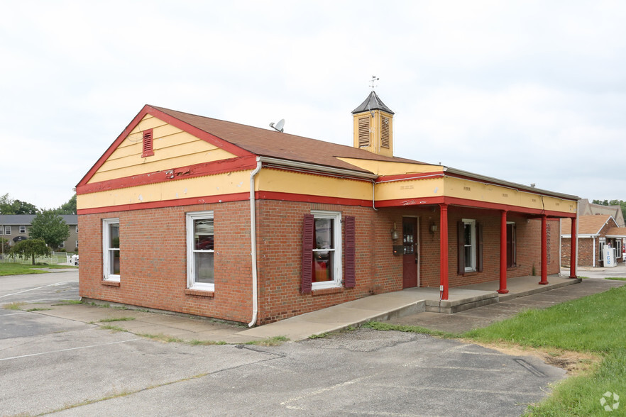 2743 Charlestown Rd, New Albany, IN for sale - Primary Photo - Image 1 of 1