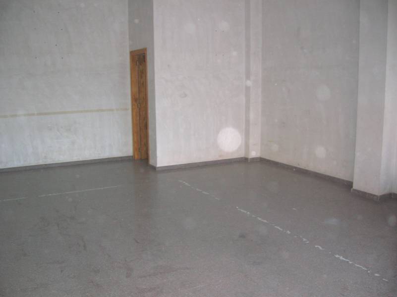 Retail in Monforte del Cid, Alicante to rent Interior Photo- Image 1 of 4
