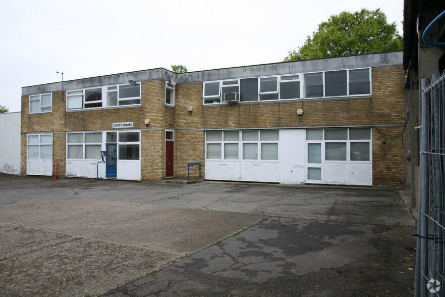 Holly Rd, Hampton for sale - Building Photo - Image 1 of 2