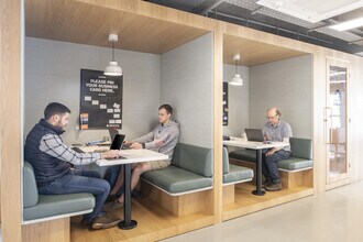 23-28 High St, Bath to rent Interior Photo- Image 2 of 13