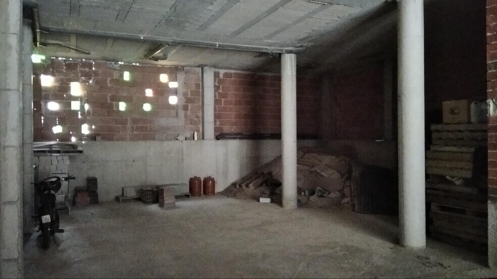 Retail in Calasparra, Murcia to rent - Building Photo - Image 3 of 5