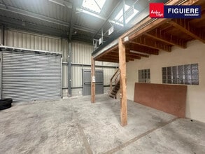 705 Avenue De L'Europe, Saint-Cannat to rent Building Photo- Image 2 of 2