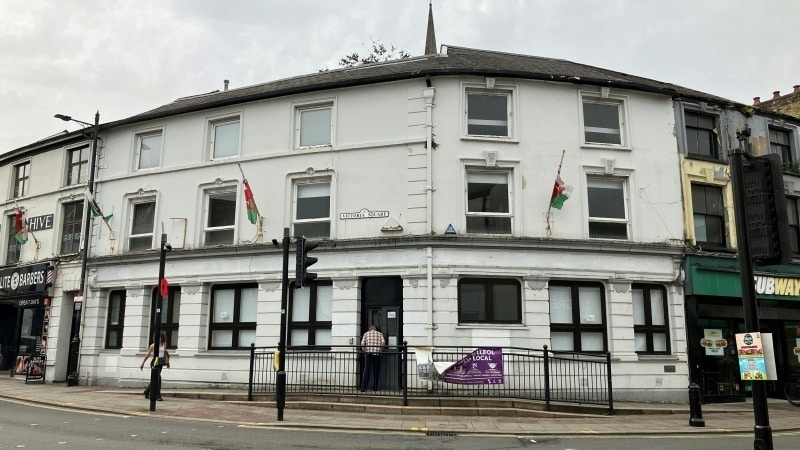 12-13 Victoria Square, Aberdare for sale - Primary Photo - Image 1 of 1