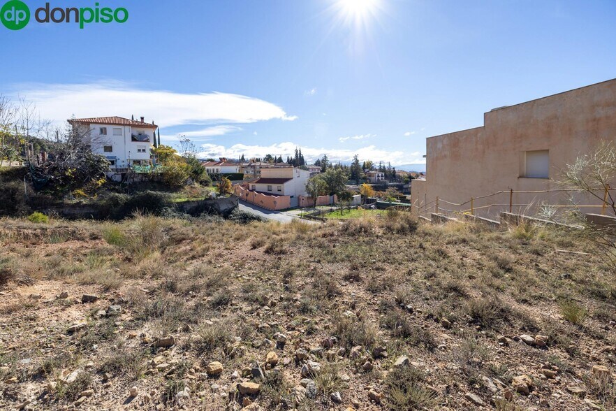 Avenida Príncipe Felipe, 2, Alfacar, Granada for sale - Building Photo - Image 2 of 15