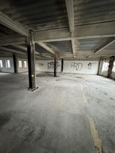 19-23 Winchester St, Basingstoke to rent Interior Photo- Image 2 of 2
