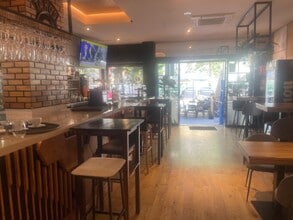 Retail in Madrid, Madrid to rent Floor Plan- Image 1 of 5