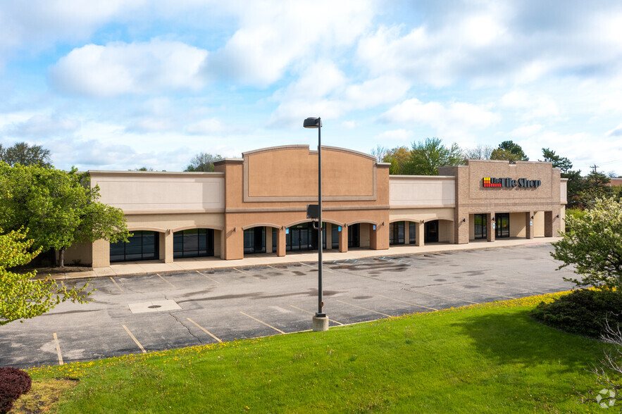 40150-40164 Ford Rd, Canton, MI for rent - Building Photo - Image 2 of 4