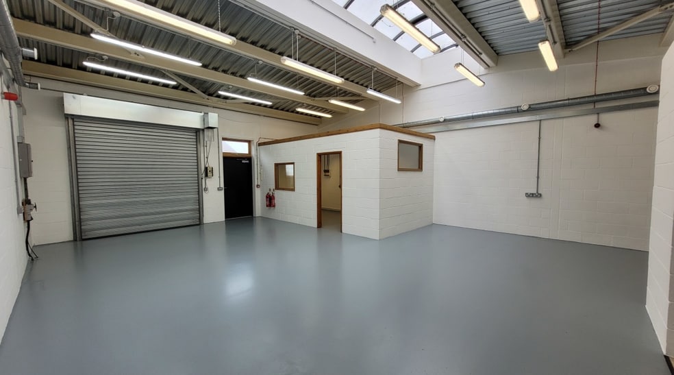Caxton Rd, St Ives to rent - Interior Photo - Image 3 of 7