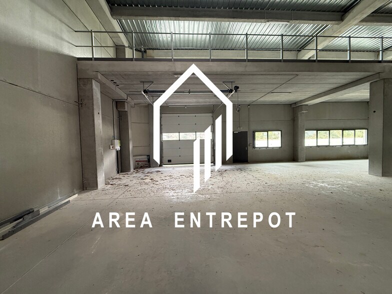 Impasse Du Serpolet, La Ciotat to rent - Primary Photo - Image 1 of 6