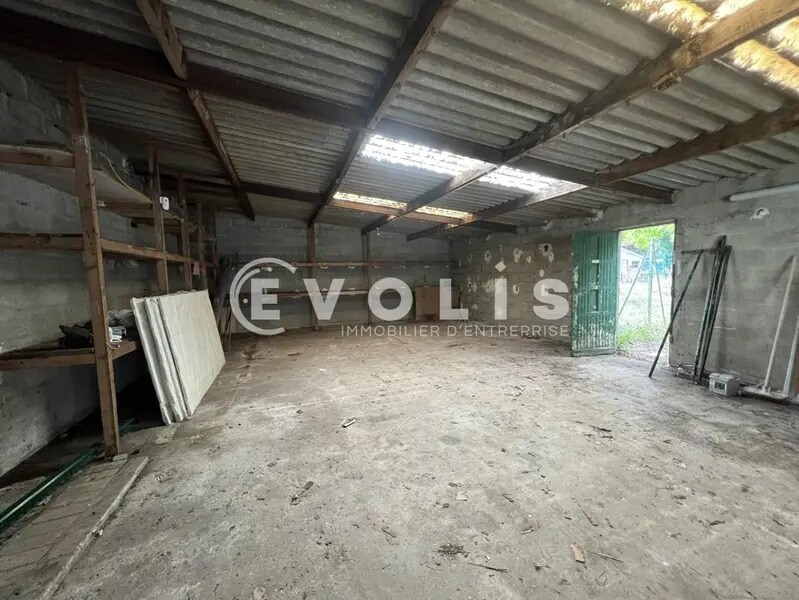 Light Industrial in Limeil-Brévannes to rent Building Photo- Image 1 of 6