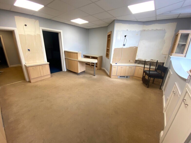 45 King St, Clitheroe to rent - Interior Photo - Image 2 of 3