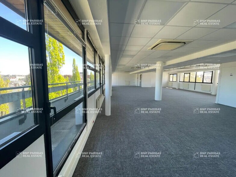 Office in Nantes to rent - Building Photo - Image 2 of 11