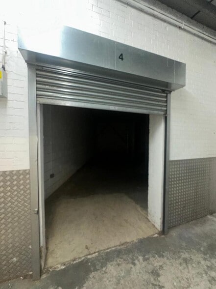 2 Cowgate Rd, Greenford to rent - Building Photo - Image 2 of 10