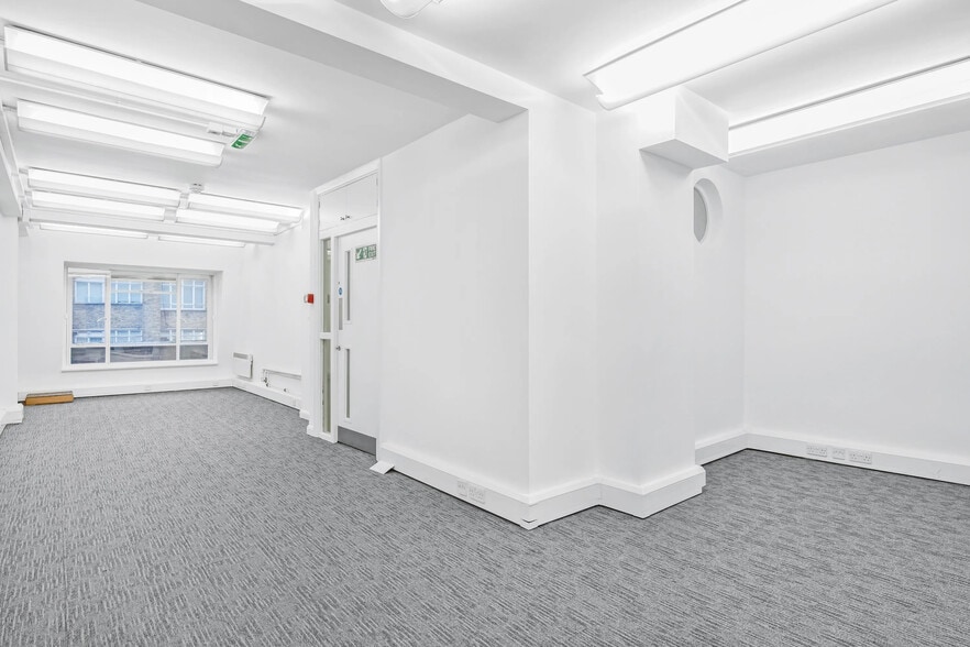 6 Conduit St, London to rent - Building Photo - Image 3 of 47