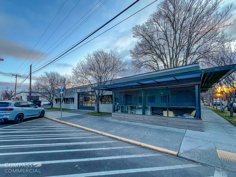 906 NW Harriman St, Bend, OR for sale - Building Photo - Image 1 of 1