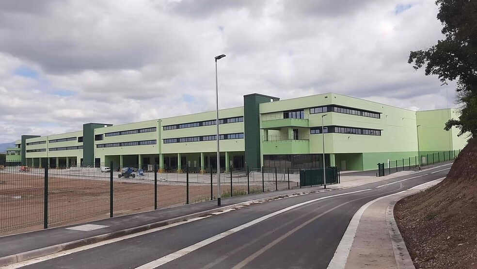 Industrial in Sant Fost de Campsentelles, Barcelona to rent - Building Photo - Image 3 of 11