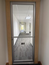 420 Columbus Ave, Valhalla, NY to rent Interior Photo- Image 2 of 35