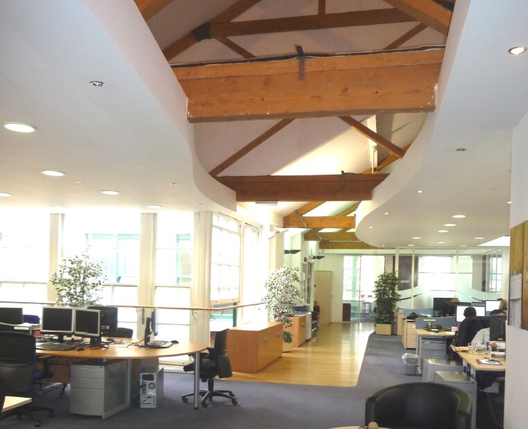 Leonard Circ, London for sale Interior Photo- Image 1 of 1