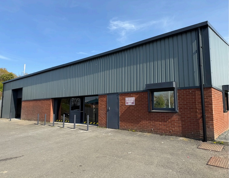 Pitreavie Crescent, Dunfermline for sale - Building Photo - Image 1 of 1