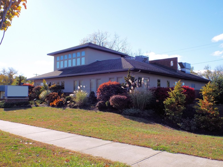 1814 Western Ave, Albany, NY for sale - Building Photo - Image 1 of 1