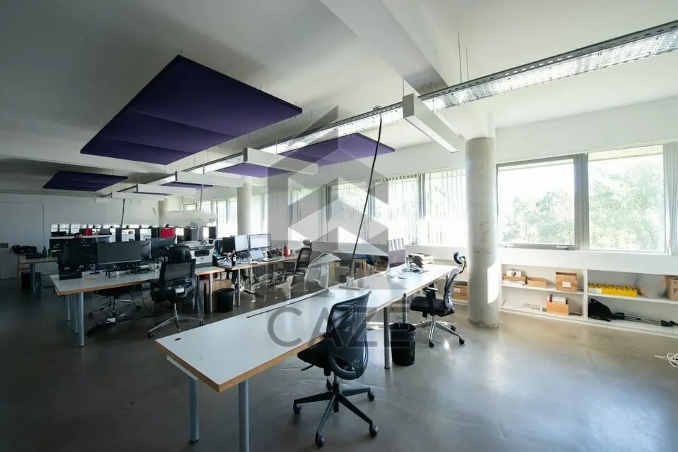 Vente Bureaux 363 m² - Photo 1