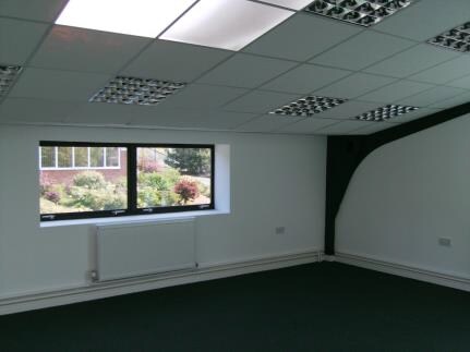 Stourbridge Rd, Bridgnorth for rent - Interior Photo - Image 2 of 4