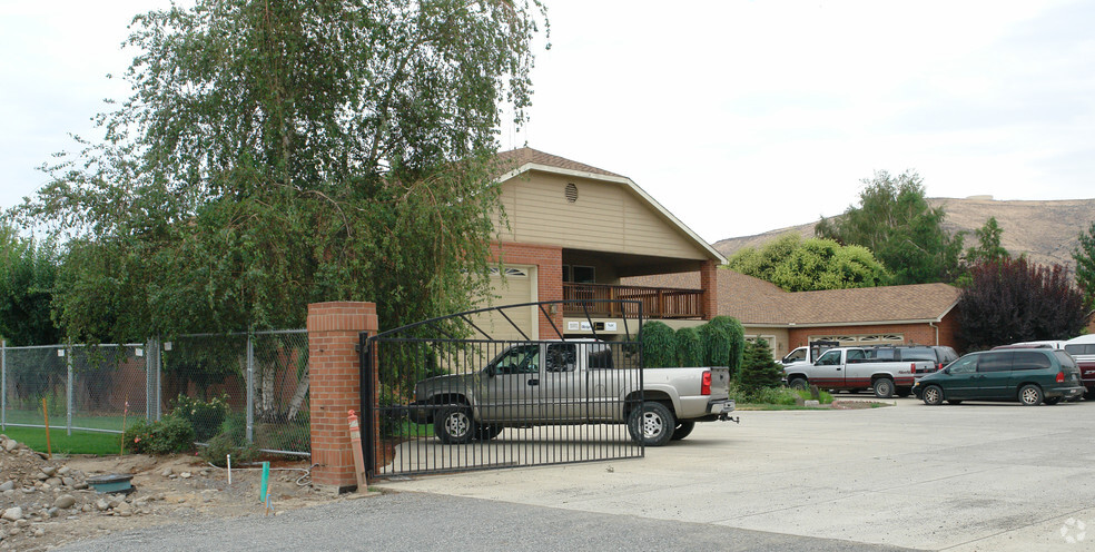 2601 River Rd, Yakima, WA for sale - Primary Photo - Image 1 of 1