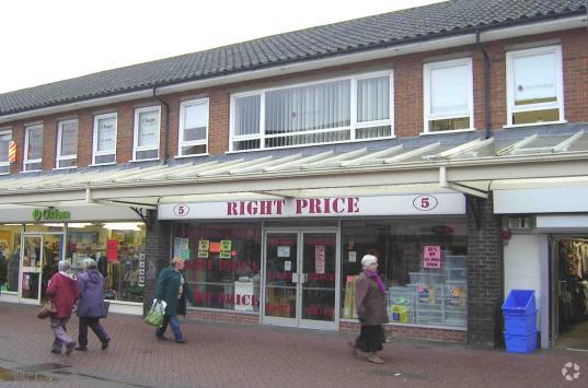 21-41 Vicarage Field, Hailsham for sale - Primary Photo - Image 1 of 1