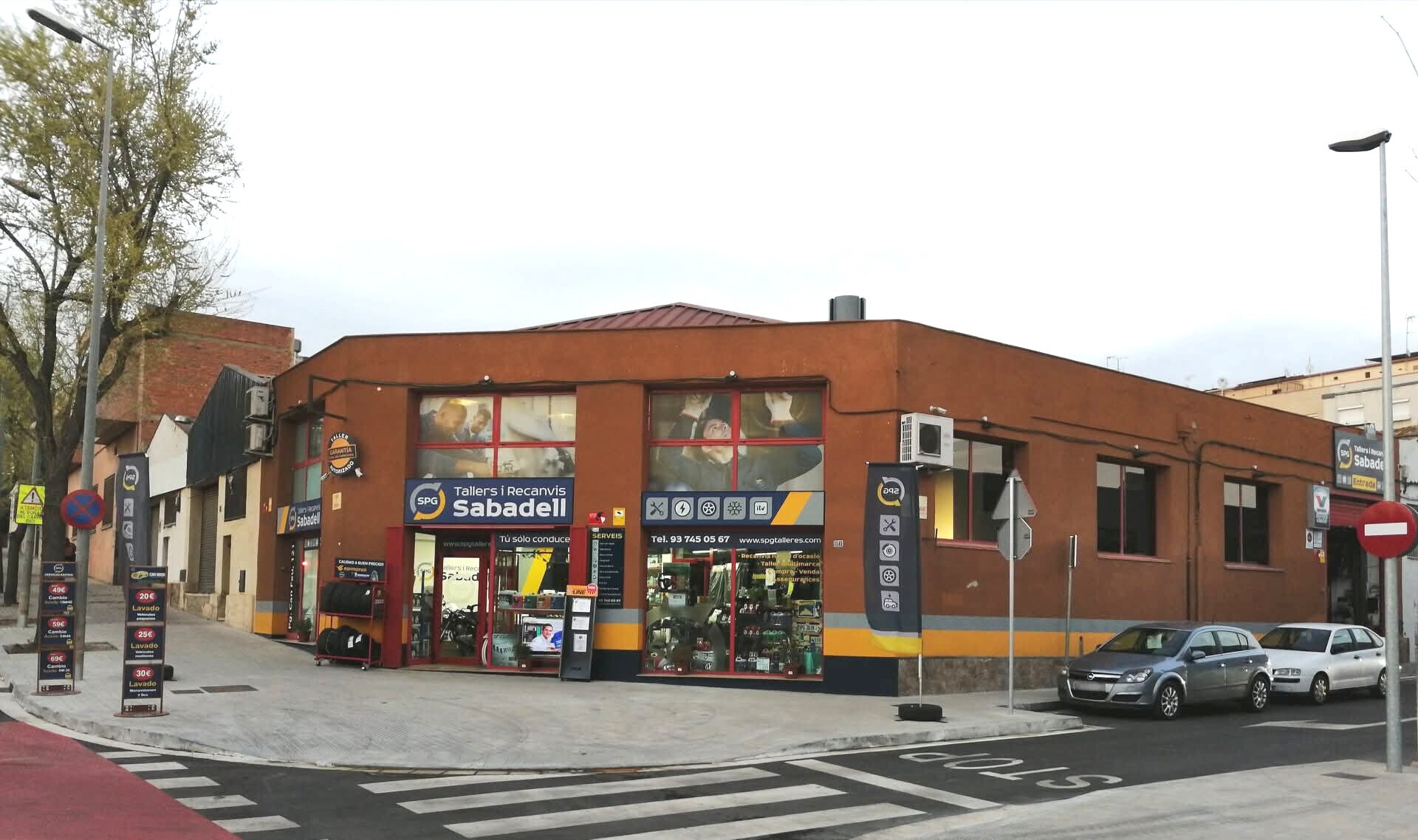 Industrial in Sabadell, Barcelona to rent Primary Photo- Image 1 of 11