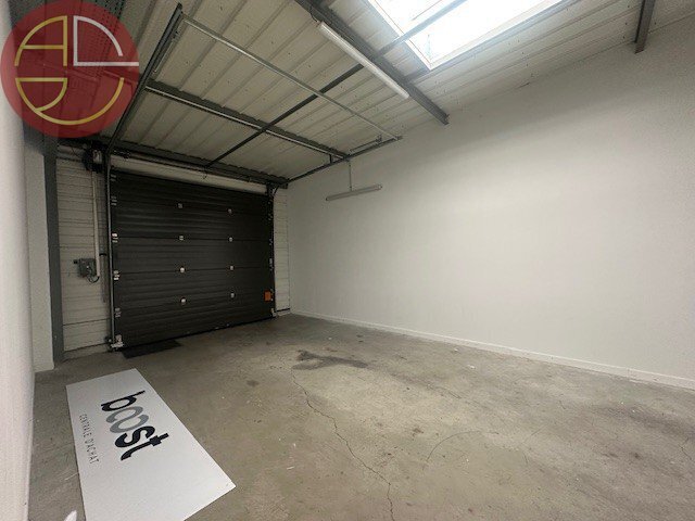Industrial in Montrabé to rent - Building Photo - Image 2 of 8
