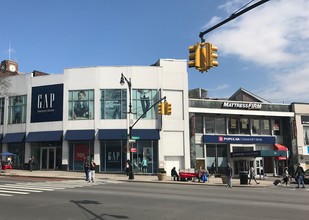 301 E Fordham Rd, Bronx, NY for rent Primary Photo- Image 1 of 5