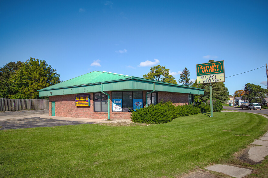 715 S Main St, Kewanee, IL for rent - Building Photo - Image 1 of 7