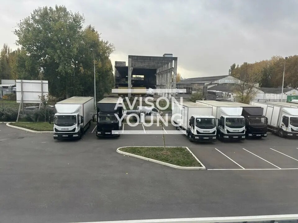 Light Industrial in Gennevilliers to rent Building Photo- Image 1 of 13