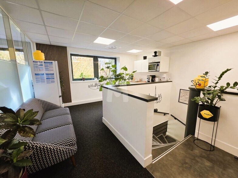 Office in Évry-Courcouronnes to rent - Interior Photo - Image 2 of 11