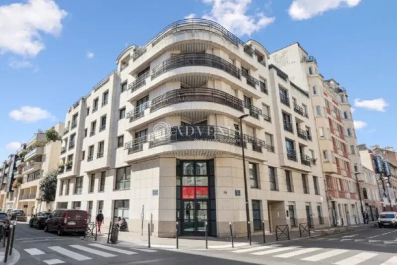 Office in Boulogne-Billancourt to rent Building Photo- Image 1 of 13