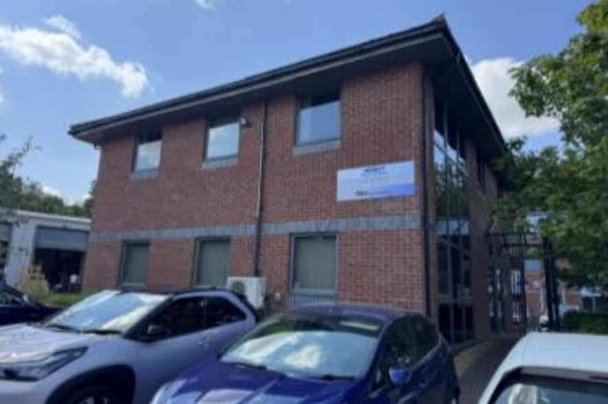 6 Newborough Rd, Burton On Trent for sale - Building Photo - Image 2 of 4