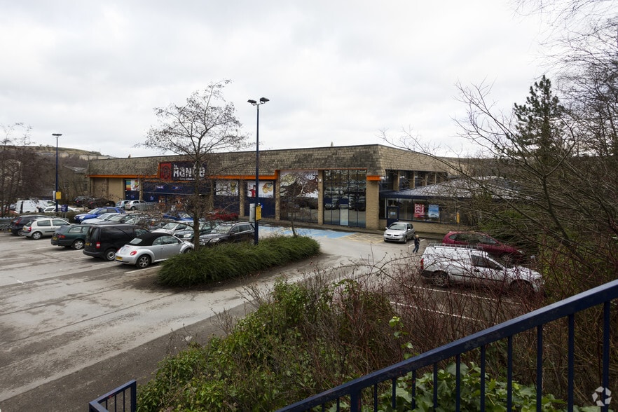 Pellon Ln Halifax HX1 5QE LoopNet co uk